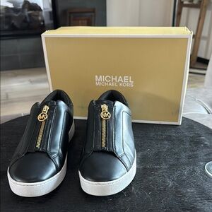 Michael Kors Black Flats with Glossy Finish